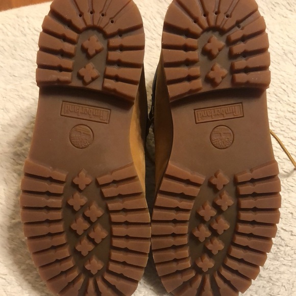 Timberland 6" Premium Shearling Waterproof Boots - Picture 4 of 4